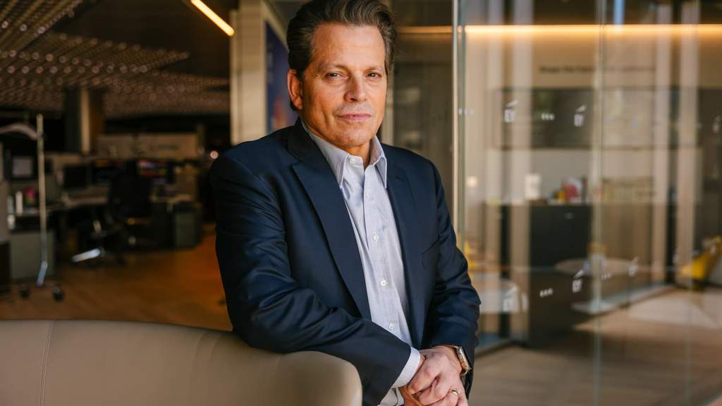 Anthony Scaramucci speaking during an interview on CNBC, discussing his experiences in Washington and Wall Street.