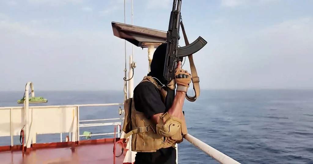 Houthi Rebels Threaten Red Sea Blockade, Raising Global Oil Fears