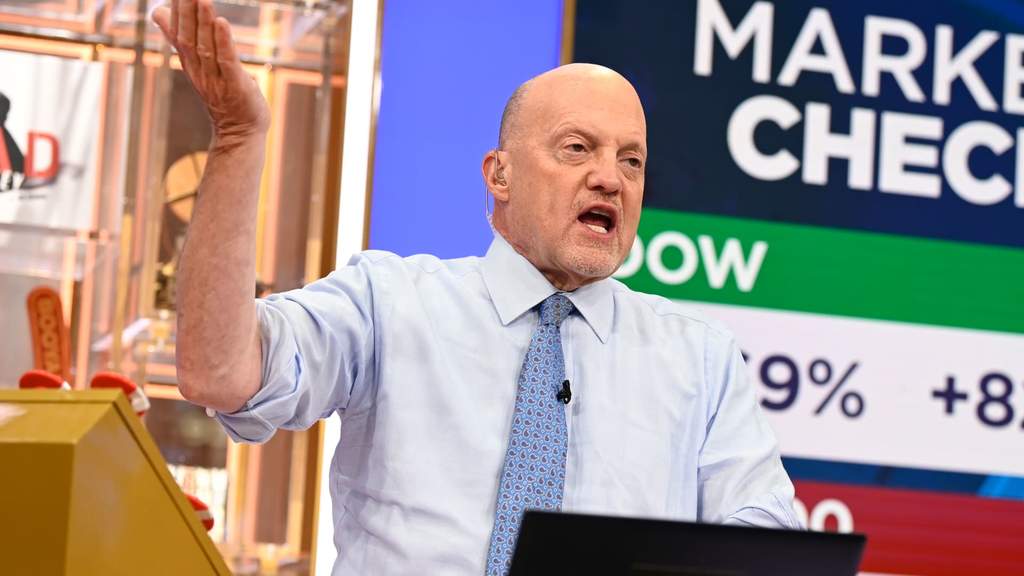 Jim Cramer Says Amazon Changed Wall Street's Mind On Big Tech AI Spending